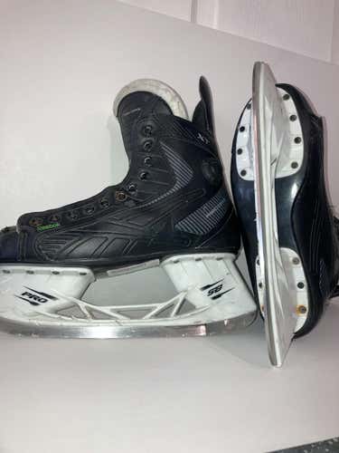 Used Reebok Ribcore Senior 8 Ice Skates Ice Hockey Skates