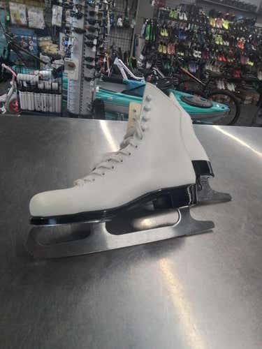 Used Lange Classic Senior 8 Women's Figure Skates