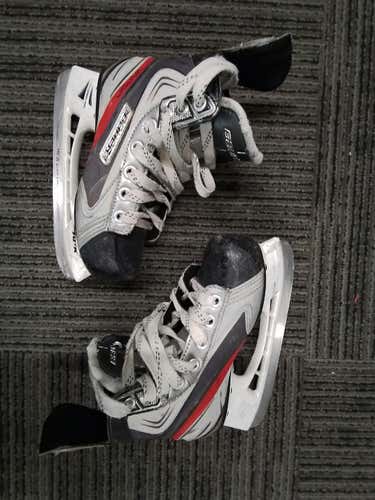 Used Bauer Vapor X 20 Youth 13.0 Ice Hockey Skates