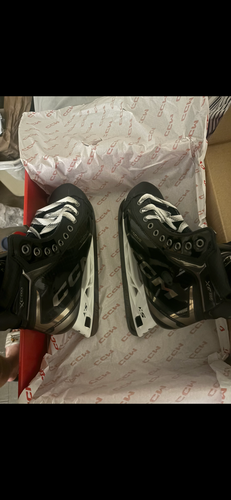 New Senior CCM Tacks XF Pro Hockey Skates Regular Width 8.5