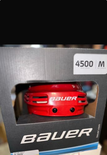 Bauer 4500 red hockey helmet size medium •NEW IN BOX•