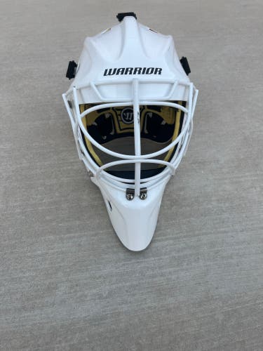 Warrior r/f1 goalie mask