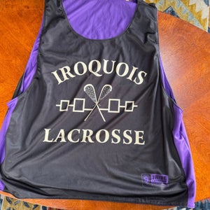 Brand New Iroquois Lacrosse Reversible Pinnie