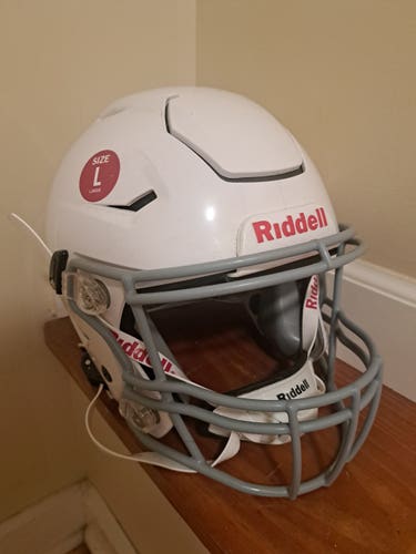 New Large Youth Riddell Speed Helmet