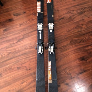 2011 Men's 173cm Atomic Panic All Mountain Skis With Bindings (Used)