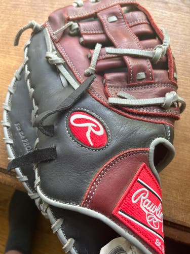 Used  First Base 12.5" R9 Baseball Glove