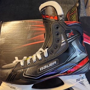 New Senior Bauer Vapor 2X Hockey Skates Regular Width 10
