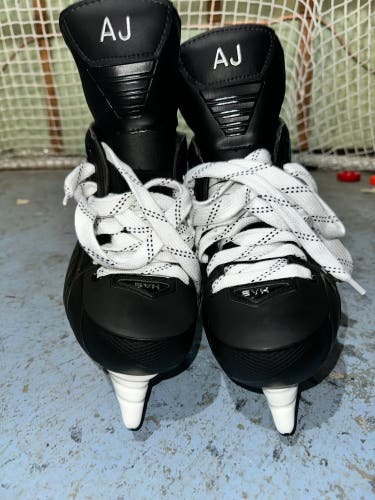 True Custom Ice Hockey Skate