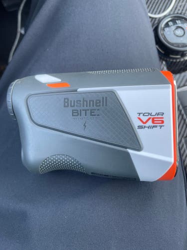 Bushnell Tour V6 Shift Rangefinder