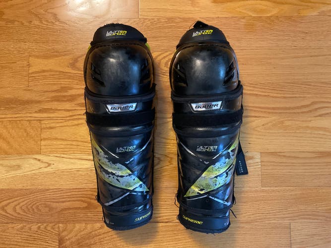 Used Junior Bauer Ultra sonic 13" Shin Pads