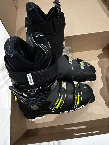 Used Men's Salomon All Mountain QST Pro Ski Boots Soft Flex