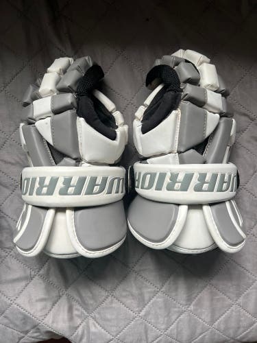 Maverick riot gloves Size 11