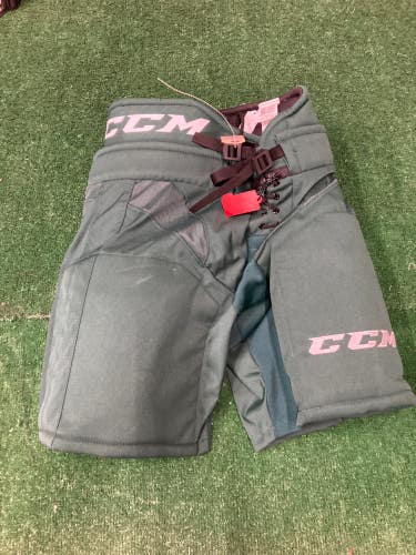 Green New Senior Medium CCM hp31 Hockey Pants