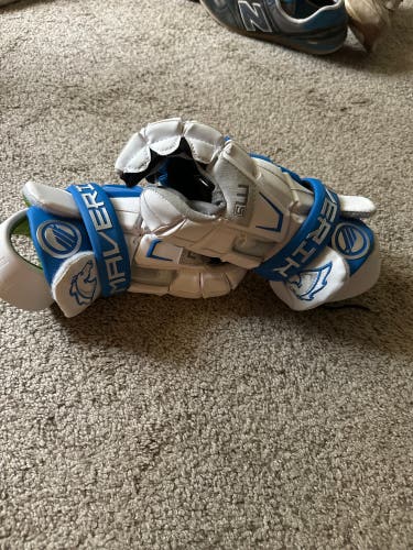 New  UAH Charger Maverik Large M5 Lacrosse Gloves