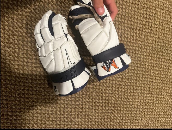 Manhasset Nike Lacrosse Gloves