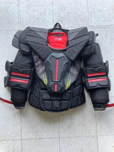 Sr L Bauer Hyperlite 2 Goalie Chest Protector
