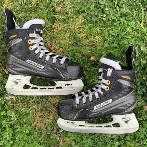 Used Youth Bauer Supreme 160 Hockey Skates | Size 13