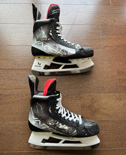 Used Senior Size 9 Bauer Vapor Hyperlite Skates with Fly-TI Runners