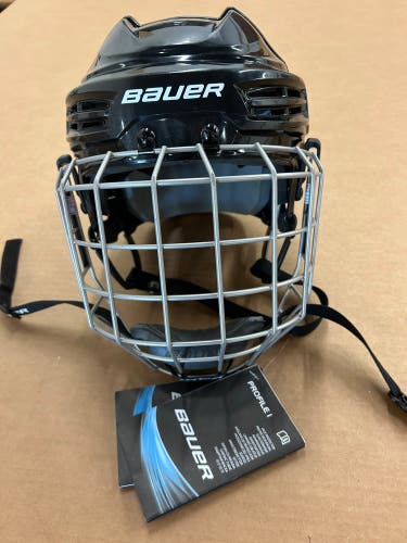 New Junior Large Bauer Re-Akt 100 Helmet with Profile 1 cage - Free US shipping