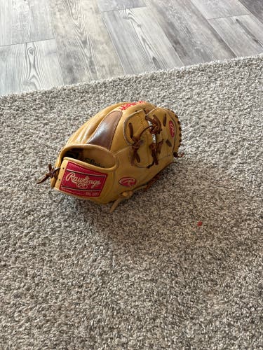 Rawlings - Used Right Hand Throw 11.5" GGP200-9C Baseball Glove