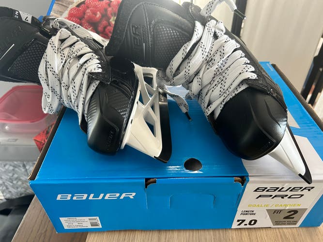 Bauer Pro Goalie Skate