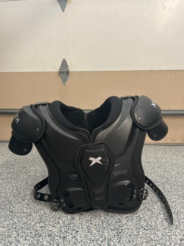 New Youth Xenith Velocity 2 Shoulder Pads