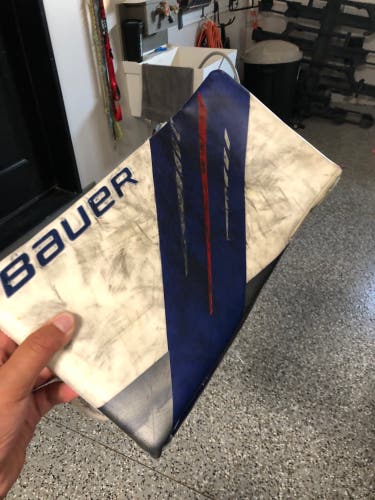 Bauer hyperlite blocker