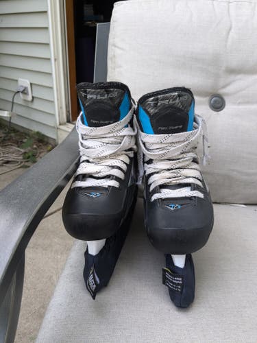 Used Senior True TF9 Hockey Skates Regular Width 10.5