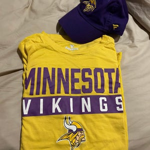 Minnesota Vikings Fanatics Shirt & Hat