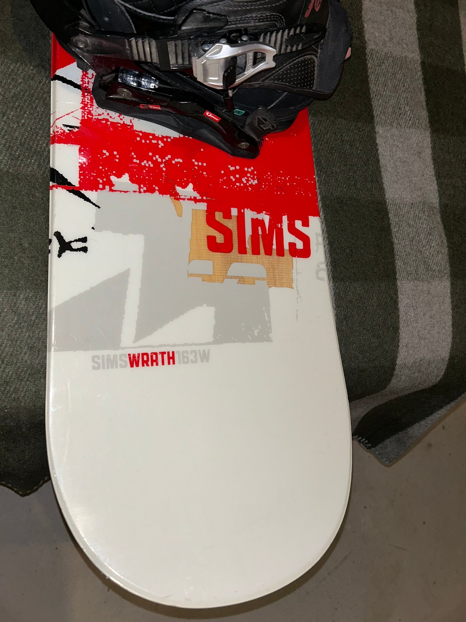 Sims/Salomon Snowboard package set | SidelineSwap | Buy and Sell