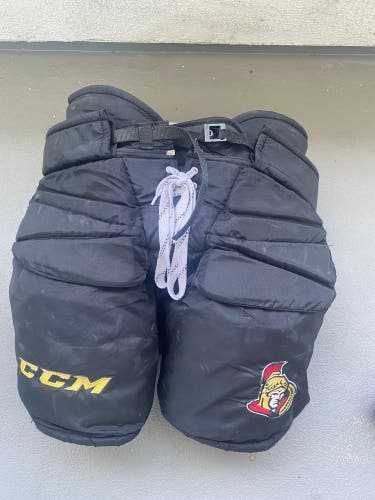 fit 1 CCM HPG14A goalie pants