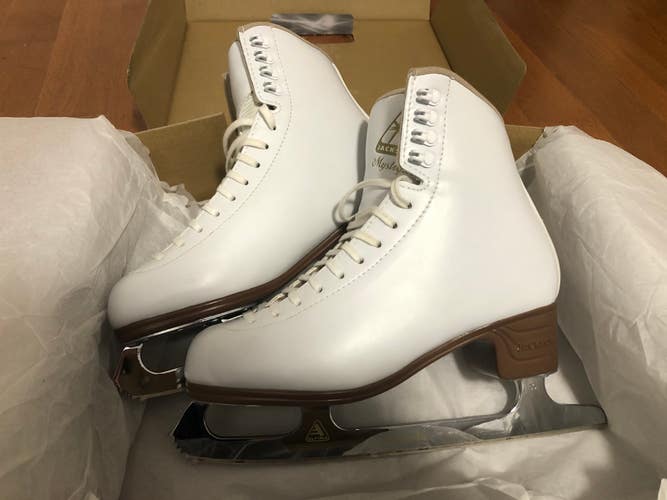 Used Jackson Ultima Mystique Figure Skates C Adult 7.5