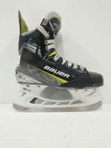 Used Bauer X4.0 Intermediate 3.5 Ice Hockey Skates