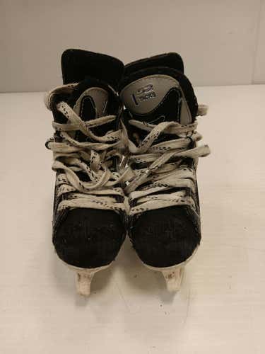 Used Ccm 152 Youth 11.0 Ice Hockey Skates