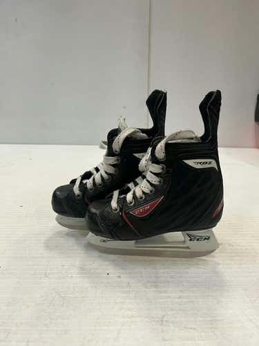 Used Ccm Rbz Youth 11.0 Ice Hockey Skates