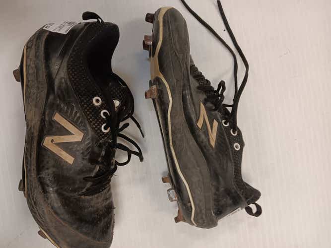 Used New Balance Metal Spike Senior 8 Baseball And Softball Cleats