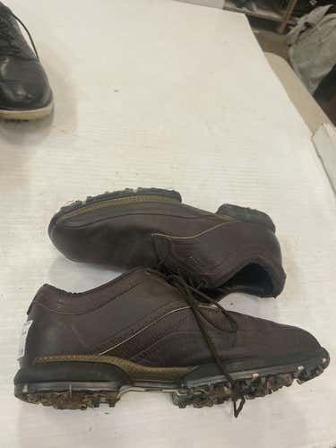 Used Nike Senior 9.5 Golf Shoes