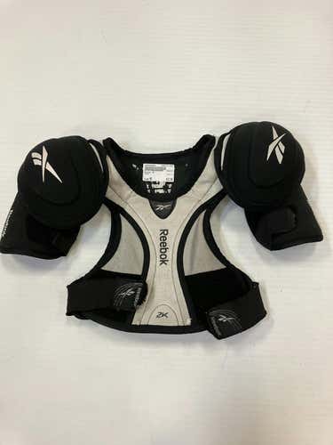 Used Reebok 2k Md Hockey Shoulder Pads