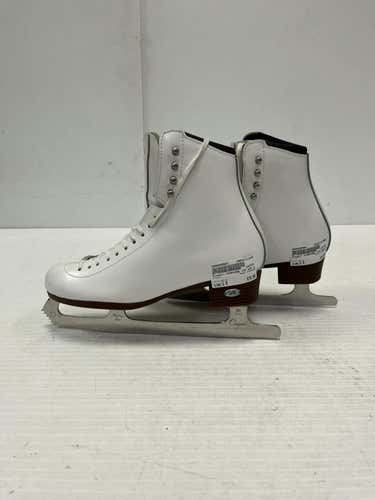 Used Riedell Diamiond Senior 9 Women's Figure Skates