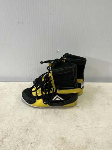 Used Senior 5 Boxing Shoes