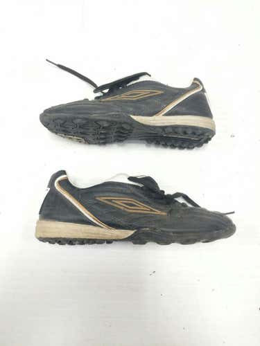 Used Umbro Junior 02 Indoor Soccer Indoor Cleats