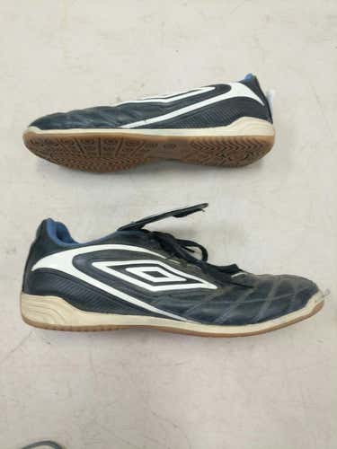 Used Umbro Senior 6 Indoor Soccer Indoor Cleats