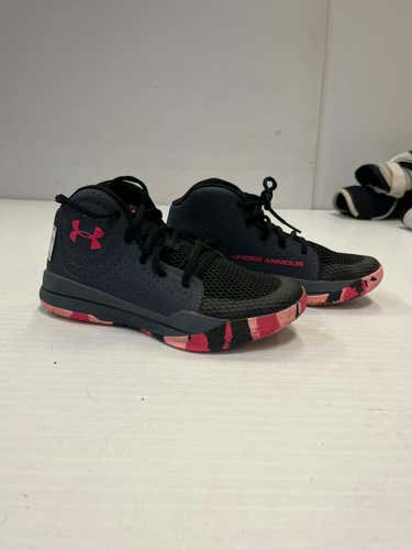 Used Under Armour Junior 04.5 Basketball Shoes