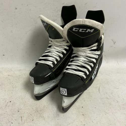 Used Ccm Tacks 9350 Intermediate 5.0 Ice Hockey Skates