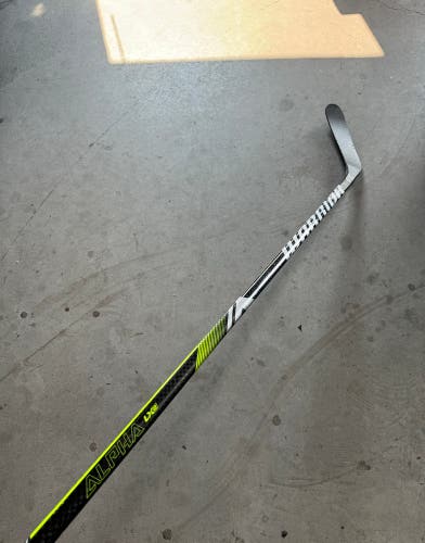 Used Senior Warrior Left Hand P90 Pro Stock Alpha LX2 Hockey Stick