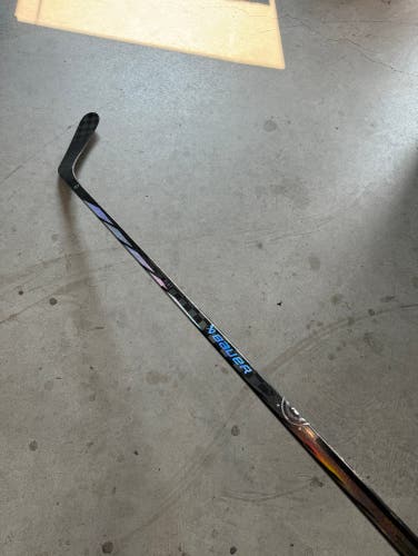 Used Senior Bauer 77 Flex Right Handed P92 Pro Stock Proto-R Hockey Stick