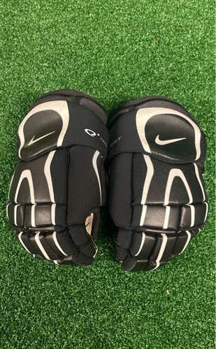 Nike Quest Q2 10" Hockey Gloves