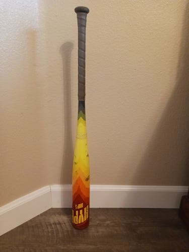 2023 Easton Hype Fire Bat (-5) Composite 26 oz 31"