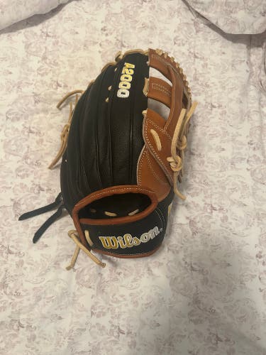 New Wilson A2000 1799 12.75”