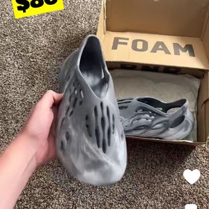 Yeezy foam runners